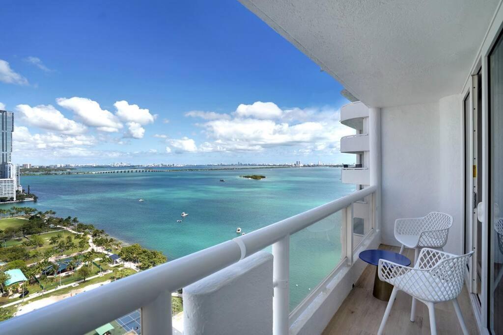 Make It Happen! Brand New With Amazing Water Views Apartment Miami Exterior photo